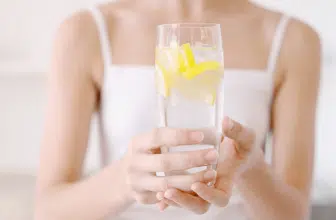 Jak picie wody wpływa na odchudzanie i na formę - ile pić?